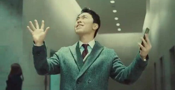 韓國腦洞大開的電信廣告《智能情侶》